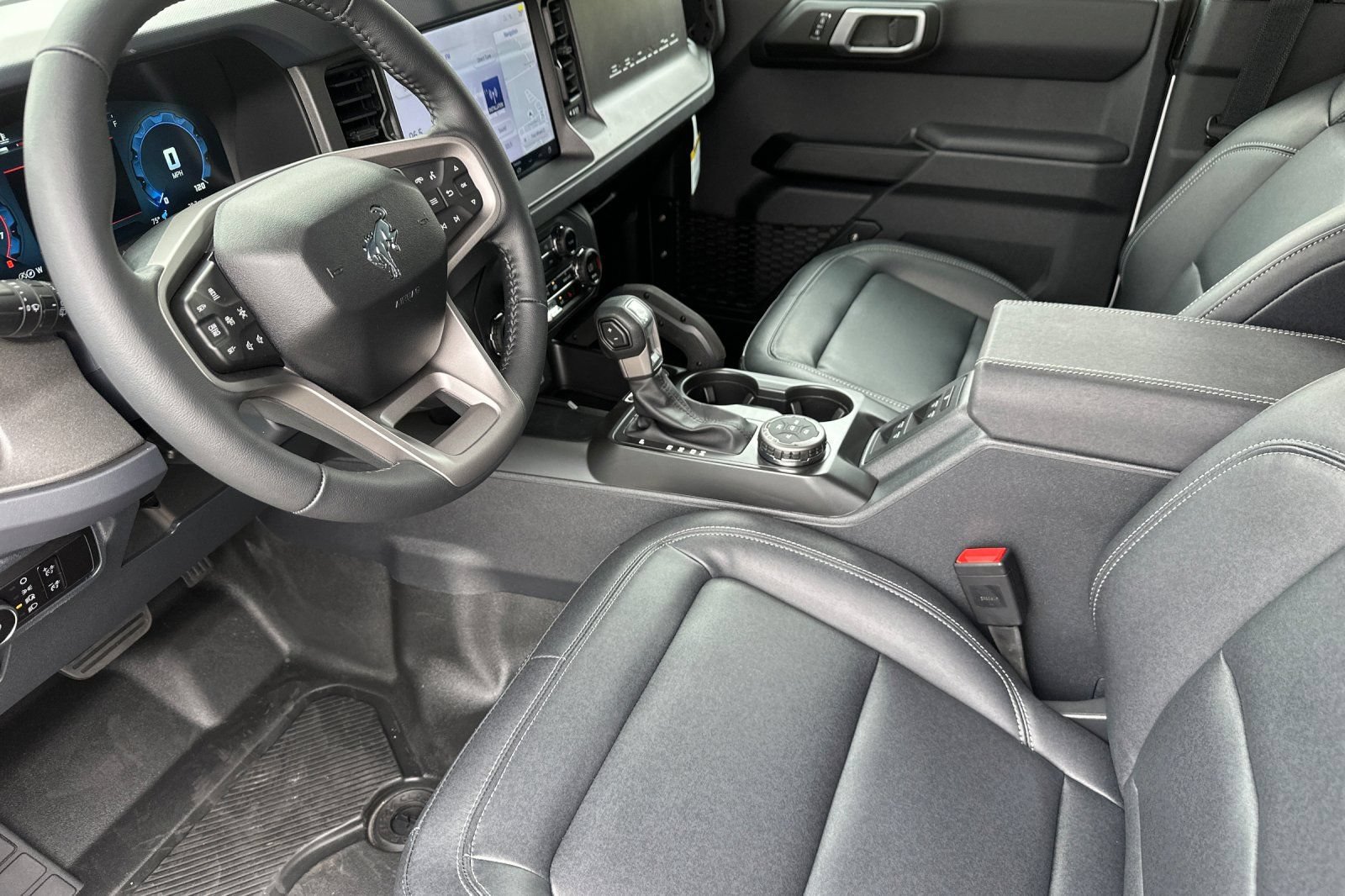 New 2026 Ford Bronco Badlands AWD/4WD image 10