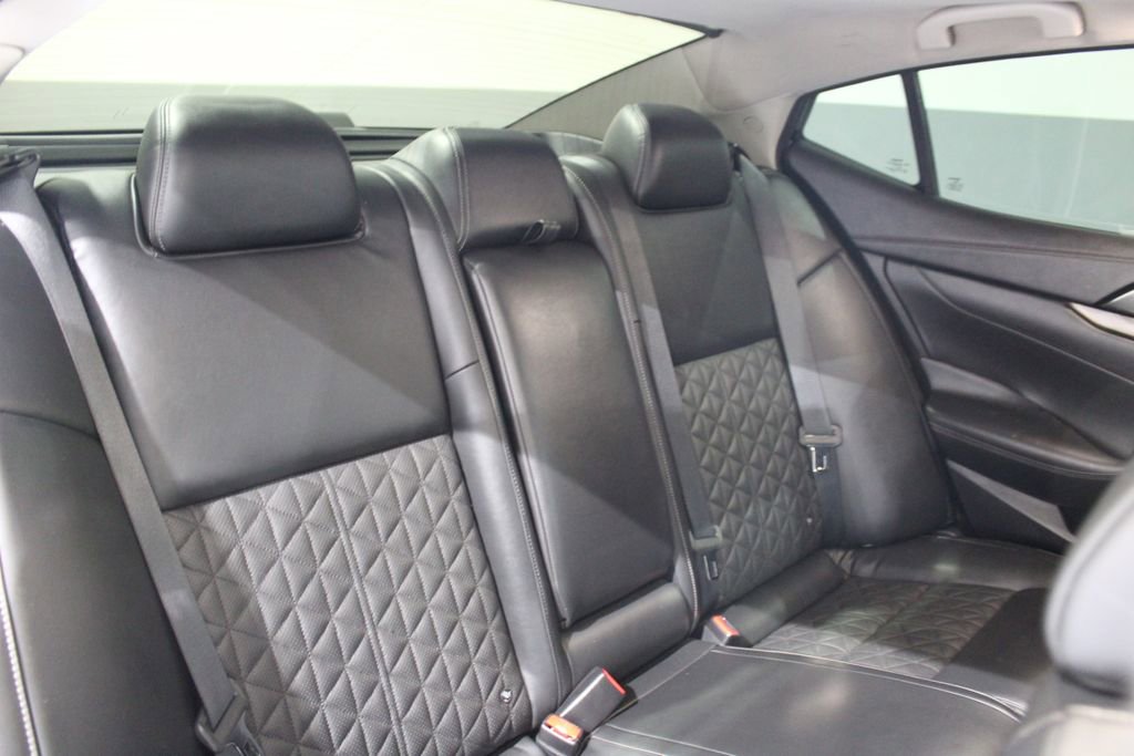 Used 2018 Nissan Maxima Platinum image 17