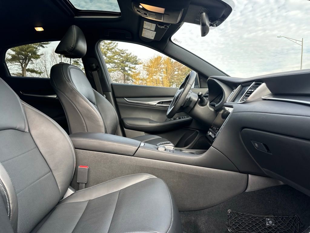Used 2025 INFINITI QX55 Luxe w/ Cargo Package image 24