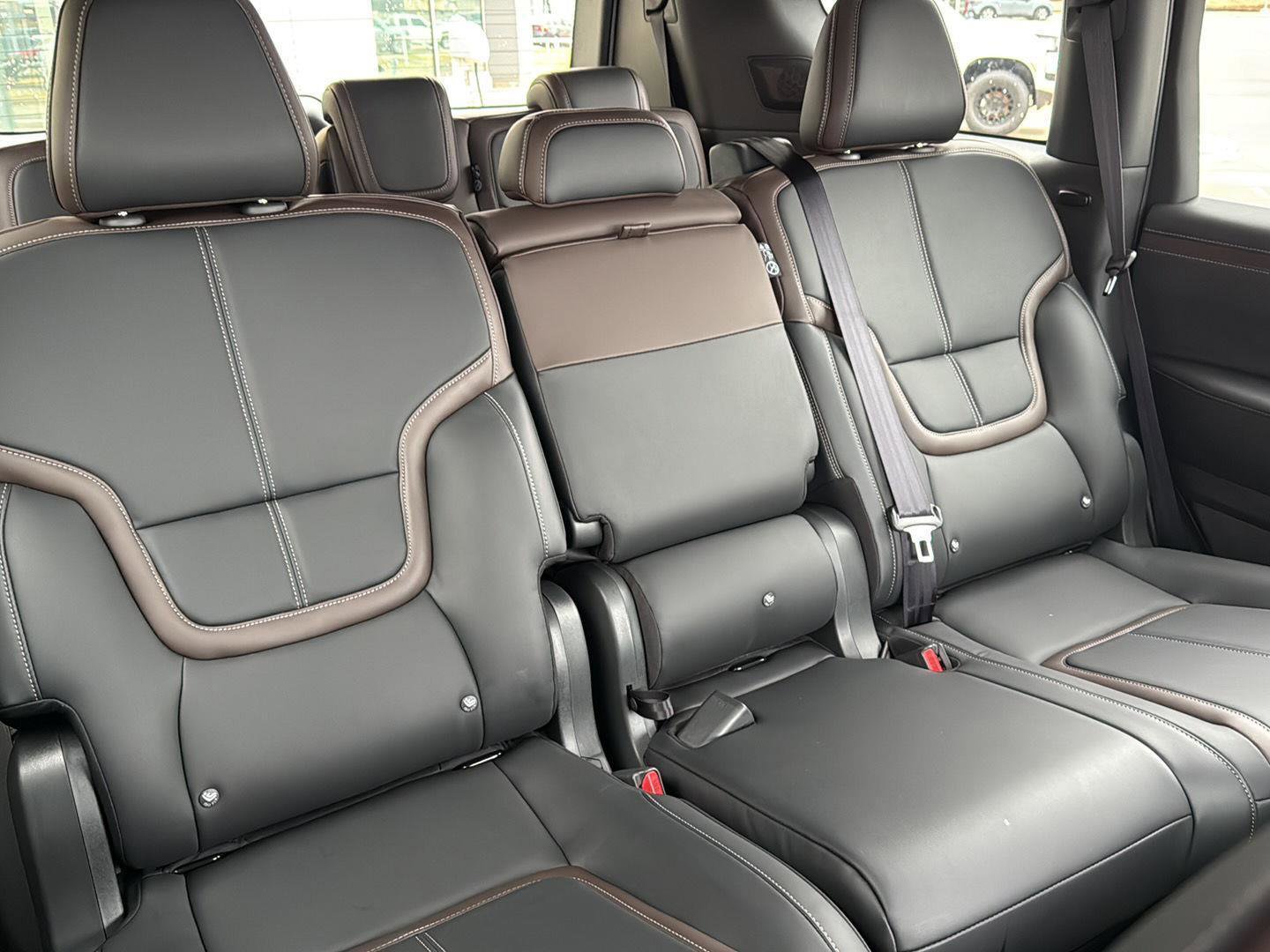 New 2026 Nissan Armada SL w/ Captain's Chari Seat Package image 42