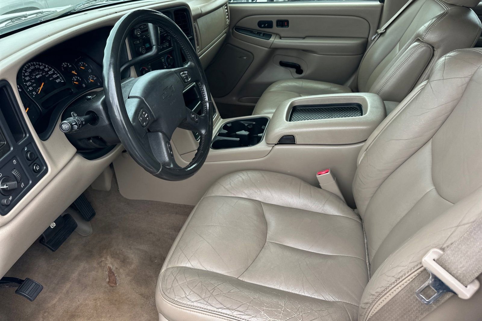 Used 2004 Chevrolet Silverado 2500 LT RWD image 10