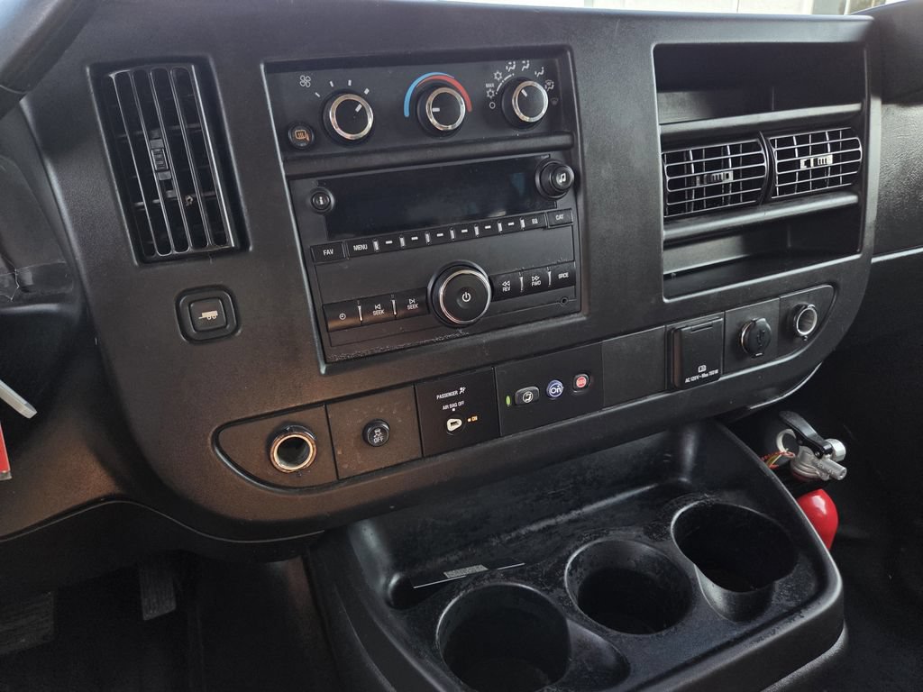 Used 2023 Chevrolet Express 3500 LS RWD image 9