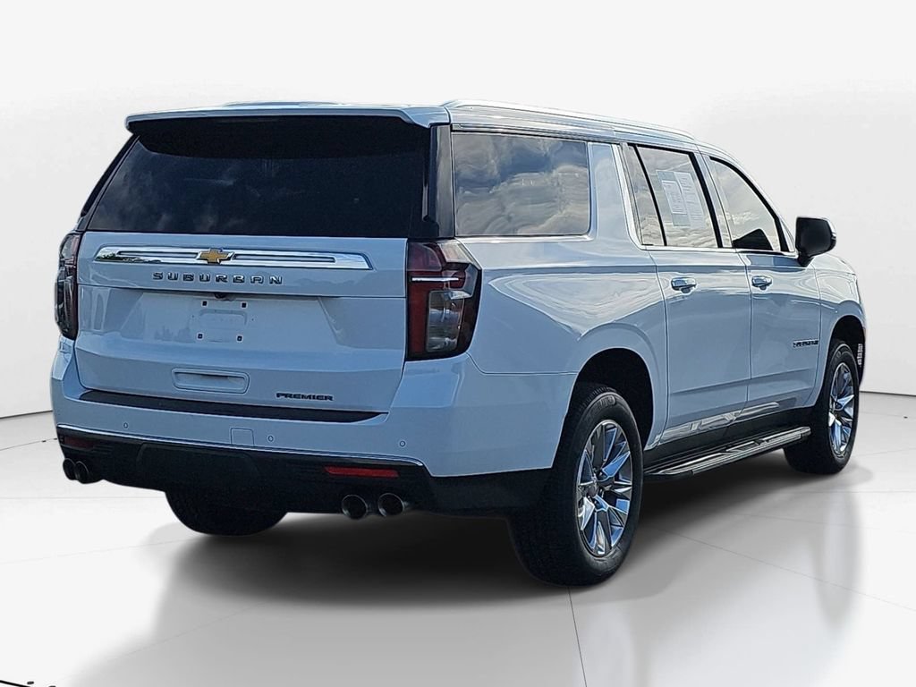 Used 2022 Chevrolet Suburban Premier RWD image 6