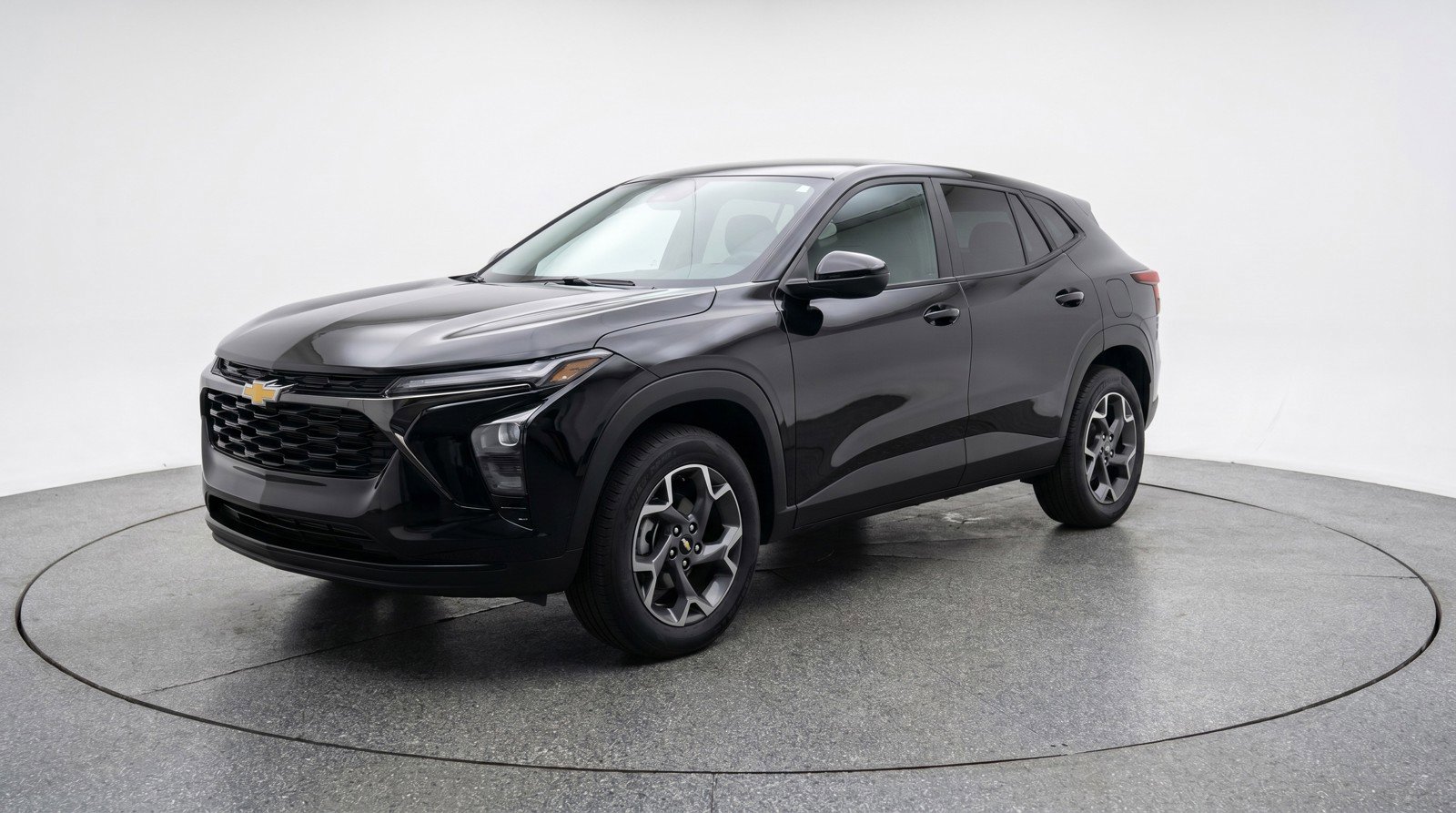 Used 2025 Chevrolet Trax LT FWD image 3