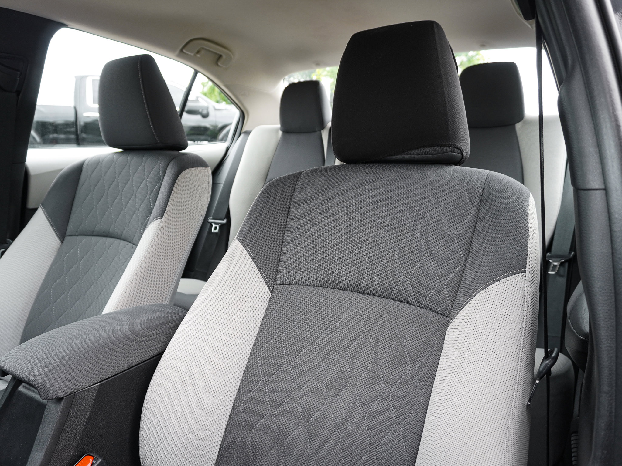 Used 2025 Toyota Corolla LE FWD image 16