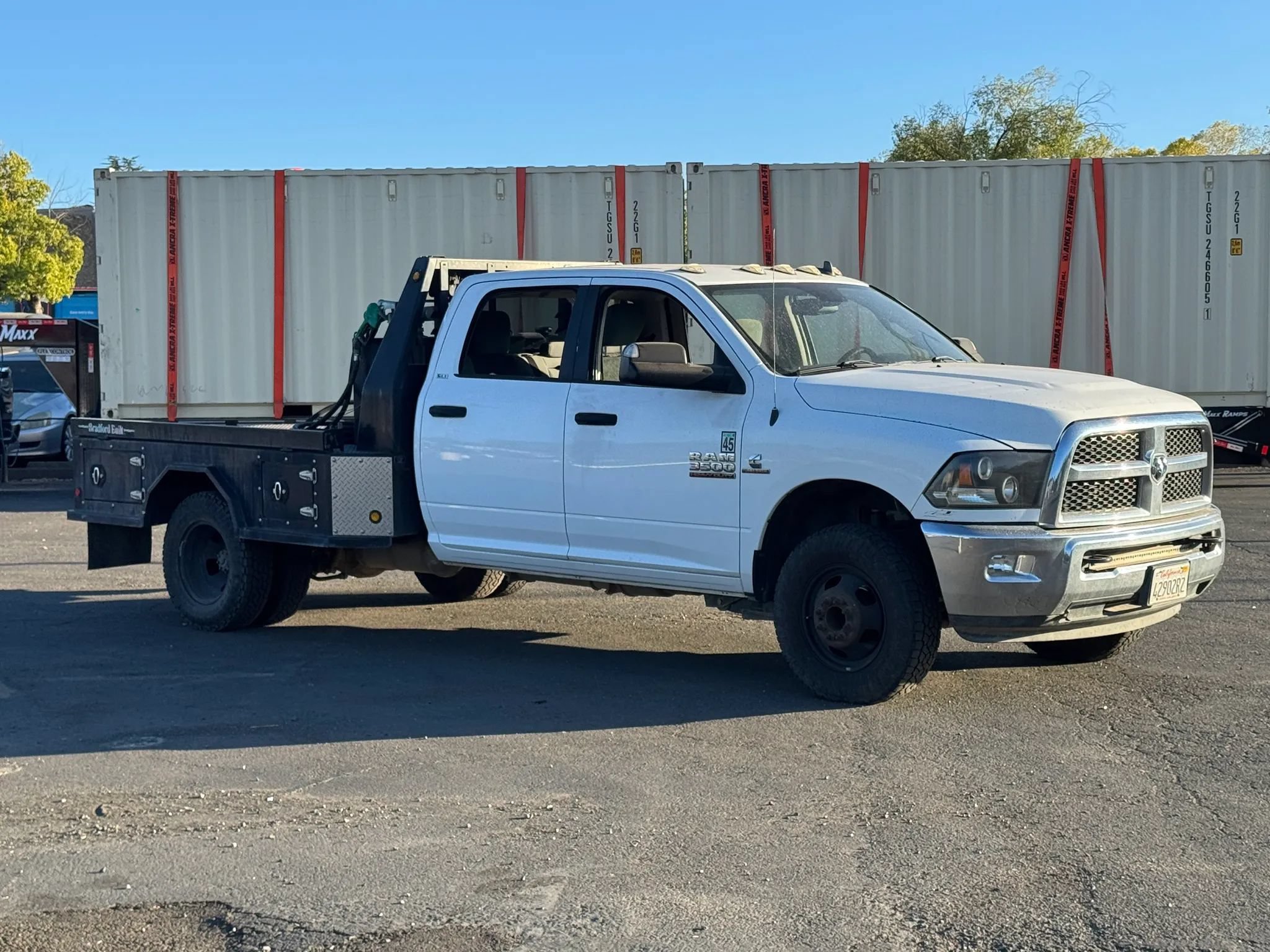Used 2018 RAM 3500 SLT w/ Quick Order Package 2EG SLT AWD/4WD image 4