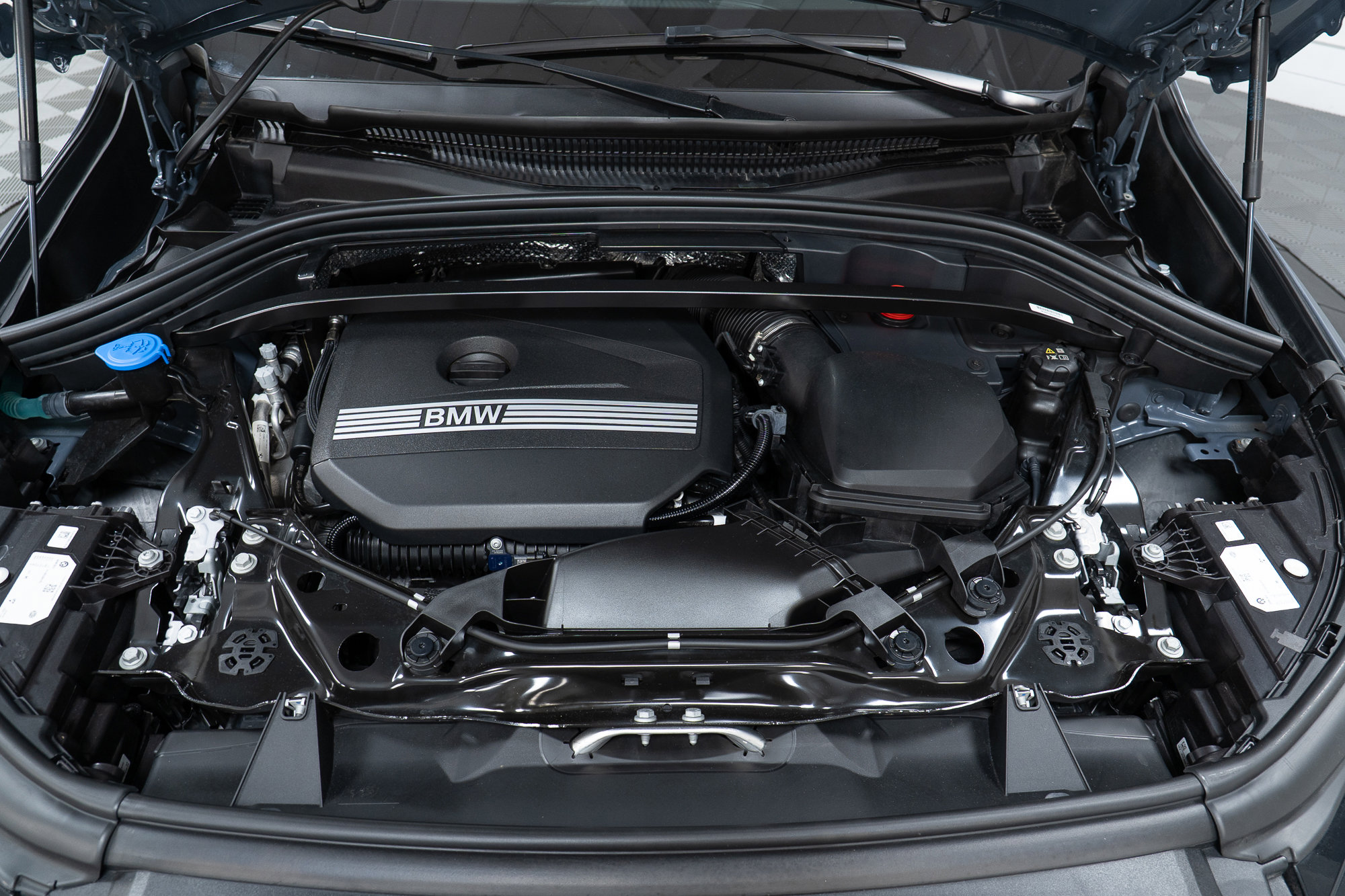 Certified 2023 BMW X1 xDrive28i AWD/4WD image 9