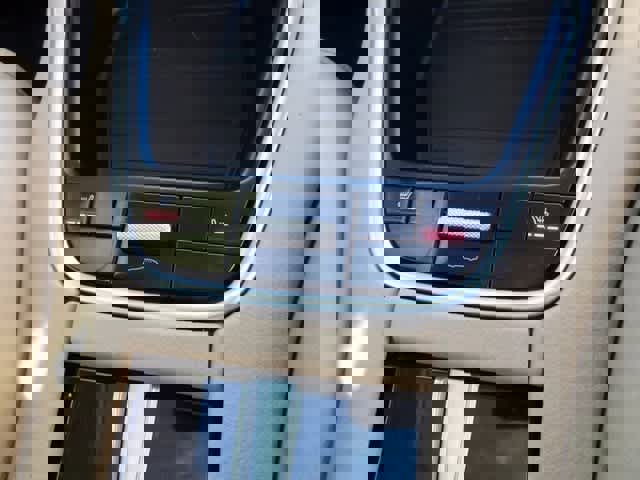 Used 2018 Porsche Panamera image 13