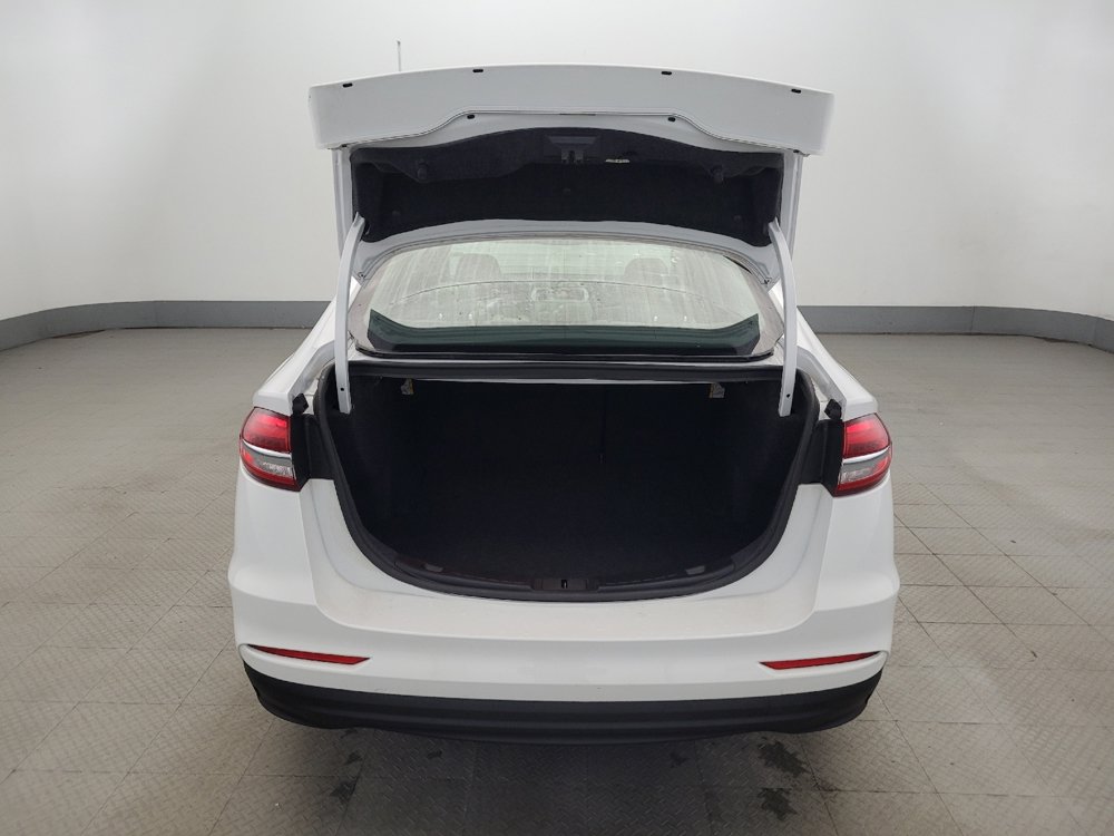 Used 2020 Ford Fusion S FWD image 29