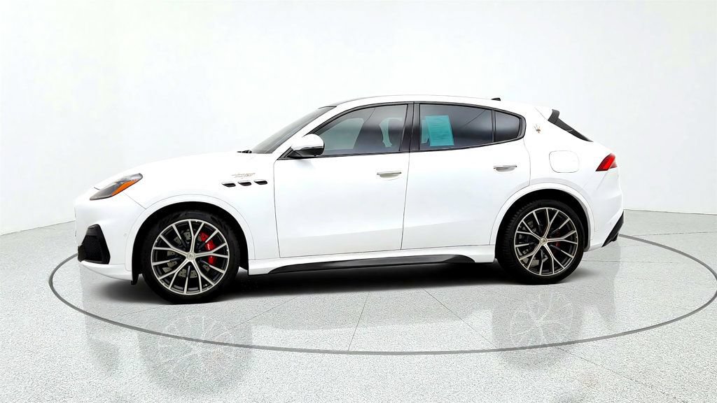 Used 2023 Maserati Grecale Trofeo AWD/4WD image 8