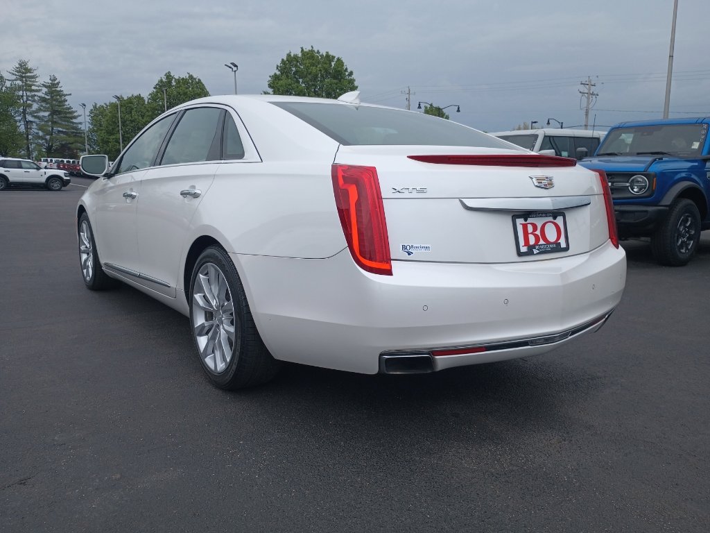 Used 2016 Cadillac XTS Luxury w/ Driver Awareness Package image 5