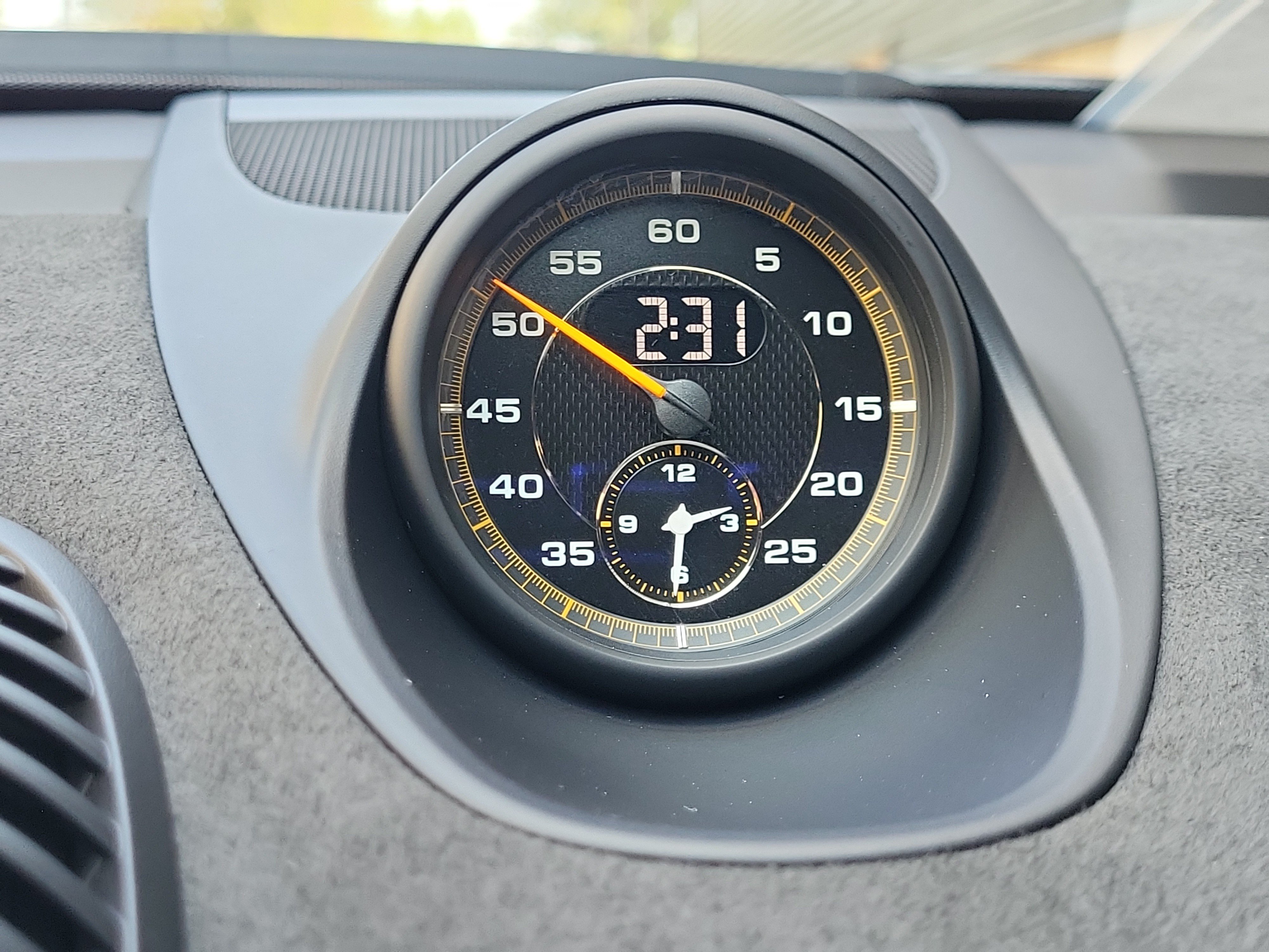 Certified 2024 Porsche 718 Cayman GT4 RS RWD image 30