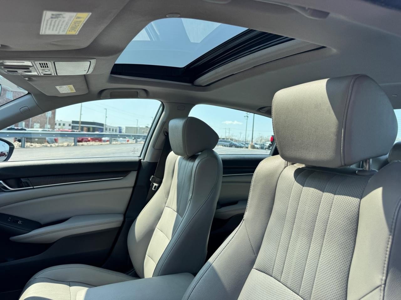 Used 2019 Honda Accord Touring image 26