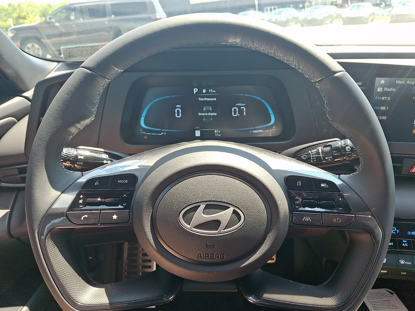 New 2026 Hyundai Elantra SEL Sport FWD image 10