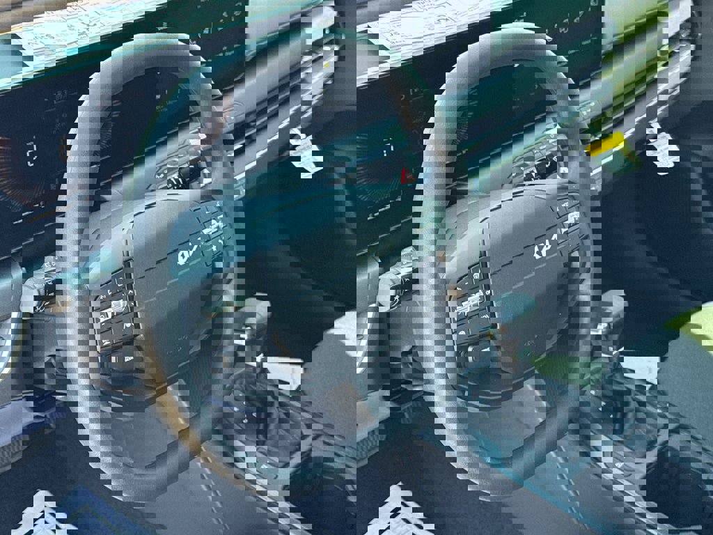 New 2025 Kia K4 LXS image 23