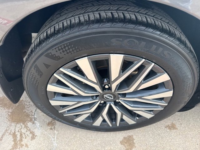 Used 2024 Nissan Altima 2.5 SV w/ SV Premium Package image 20