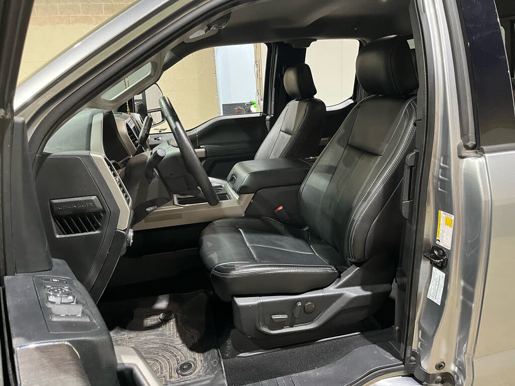 Used 2020 Ford F250 Lariat w/ Lariat Value Package AWD/4WD image 26