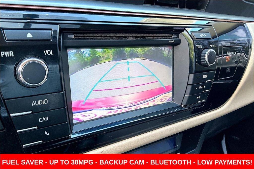 Used 2015 Toyota Corolla LE image 14