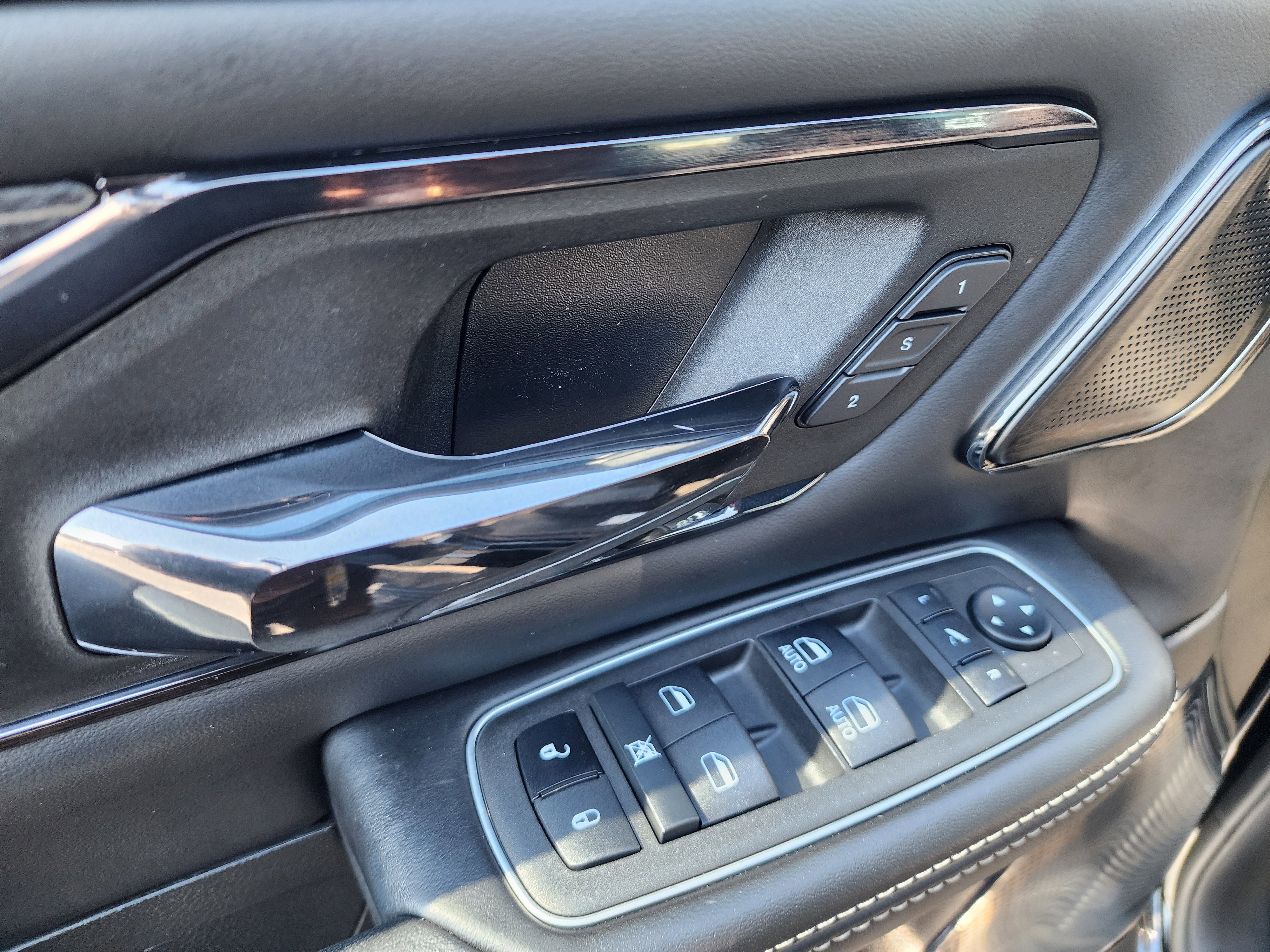 Used 2022 RAM 1500 Limited w/ Night Edition image 26