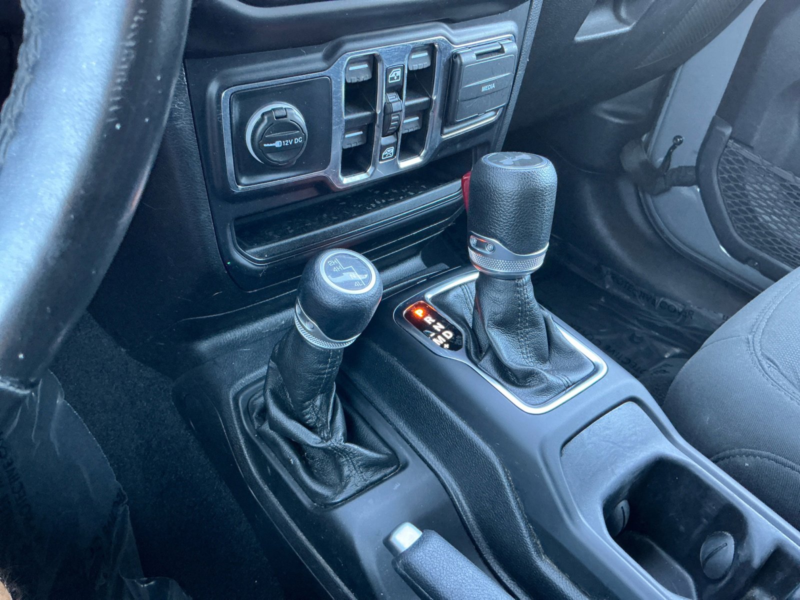 Used 2021 Jeep Wrangler Unlimited Sport image 19