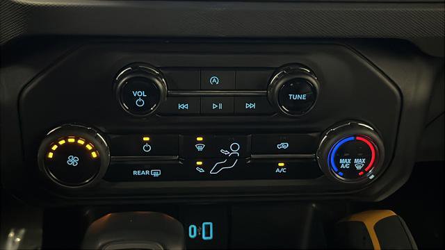 Used 2024 Ford Bronco Badlands w/ Sasquatch Package image 17