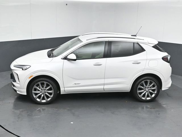 Used 2024 Buick Encore GX Avenir w/ Avenir Convenience Package image 44