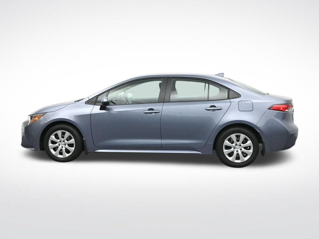 Used 2026 Toyota Corolla LE FWD image 10