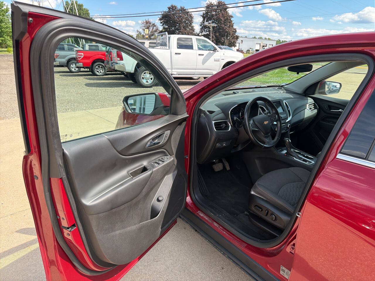 Used 2019 Chevrolet Equinox LT AWD/4WD image 11