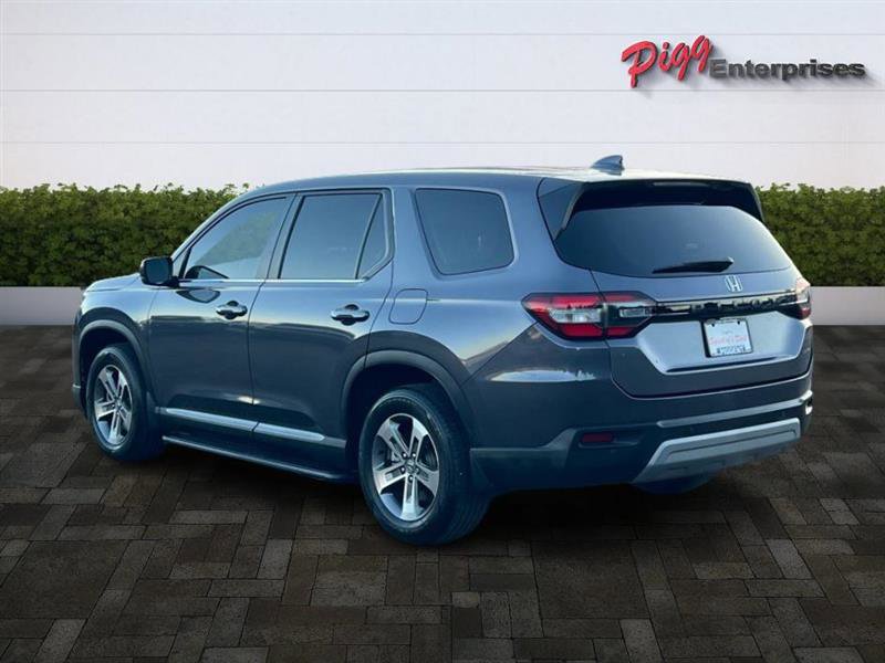 Used 2023 Honda Pilot EX-L image 2