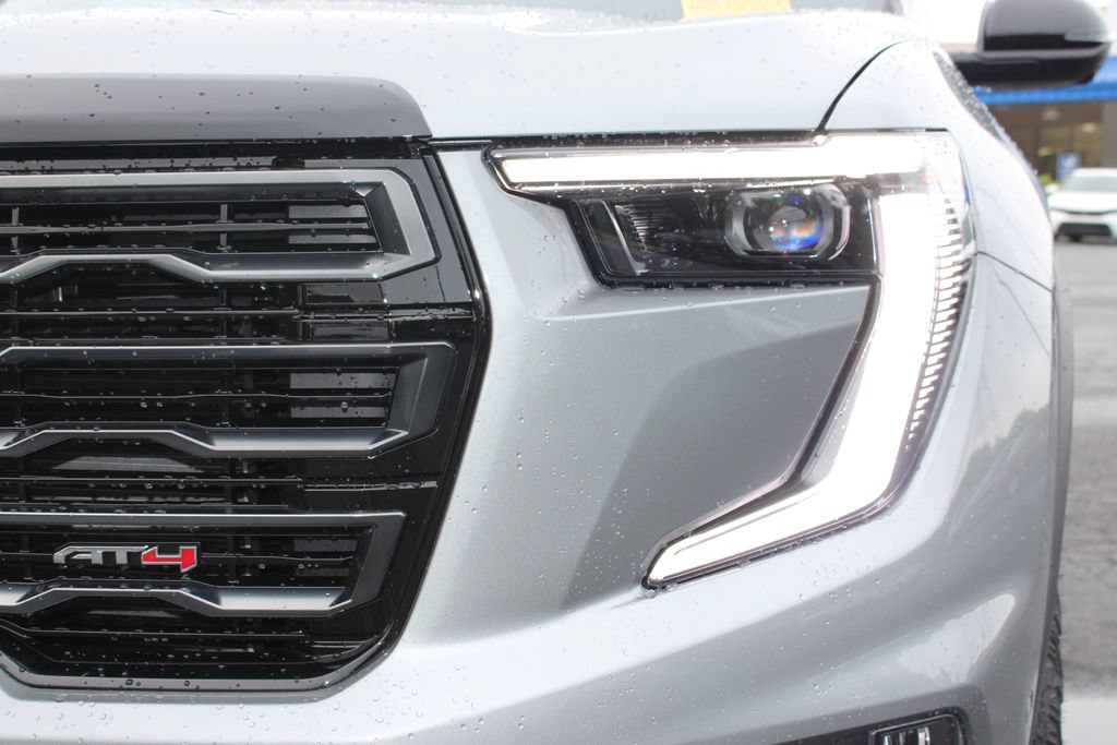 Used 2026 GMC Acadia AT4 w/ Super Cruise Package AWD/4WD image 24