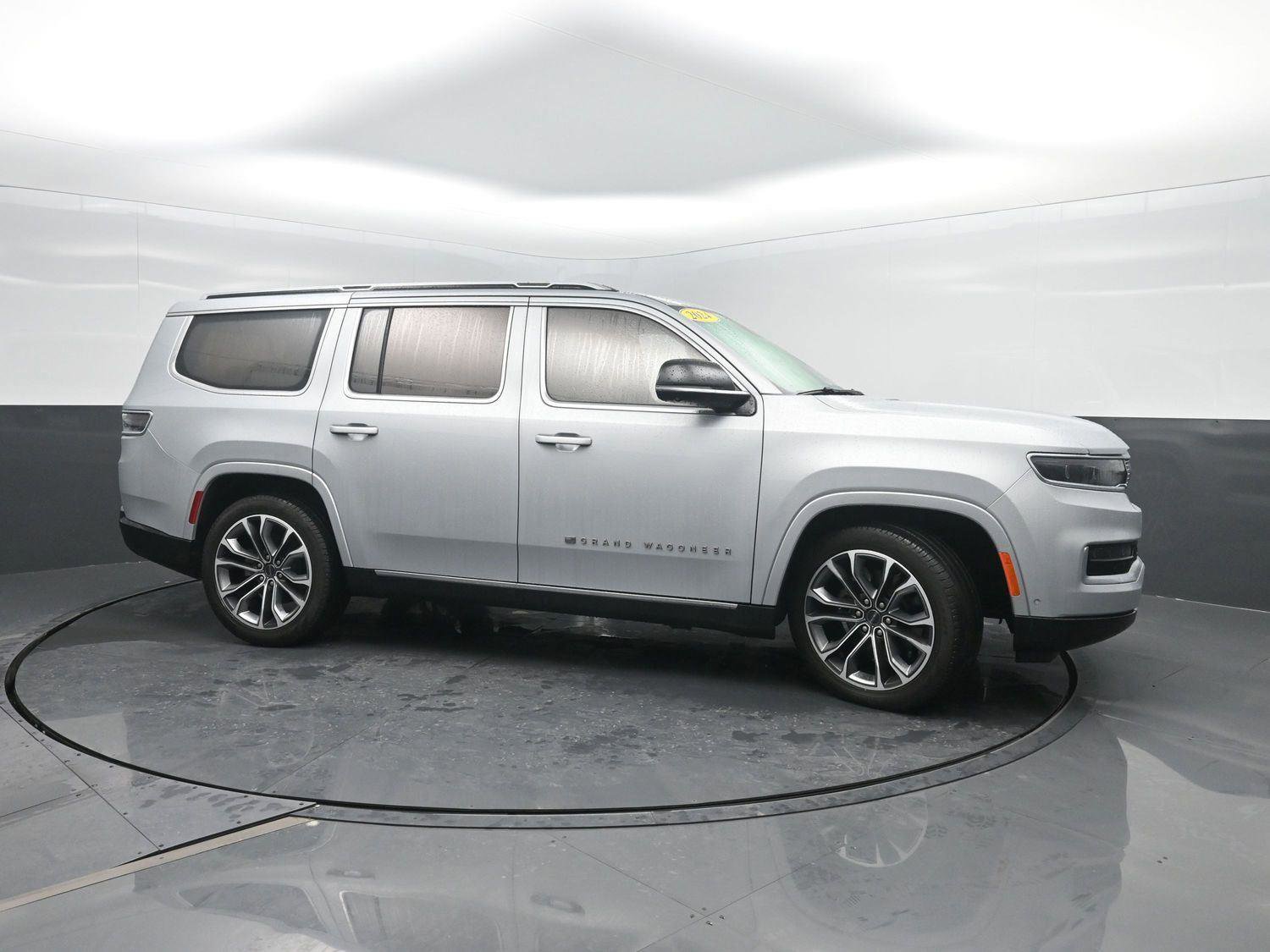 Used 2024 Jeep Grand Wagoneer Series III image 3