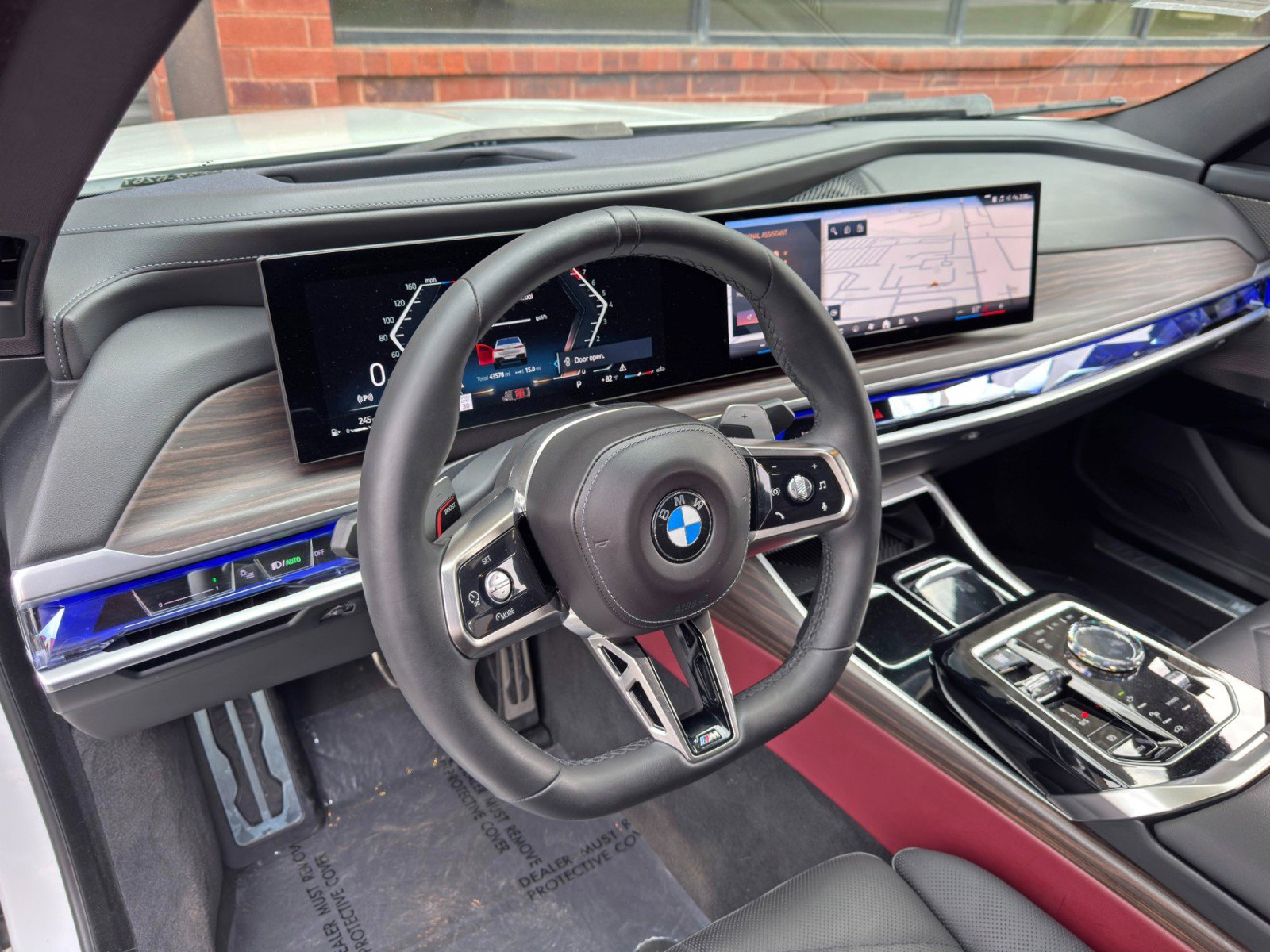 Used 2023 BMW 740i w/ Parking Assistance Package RWD image 15