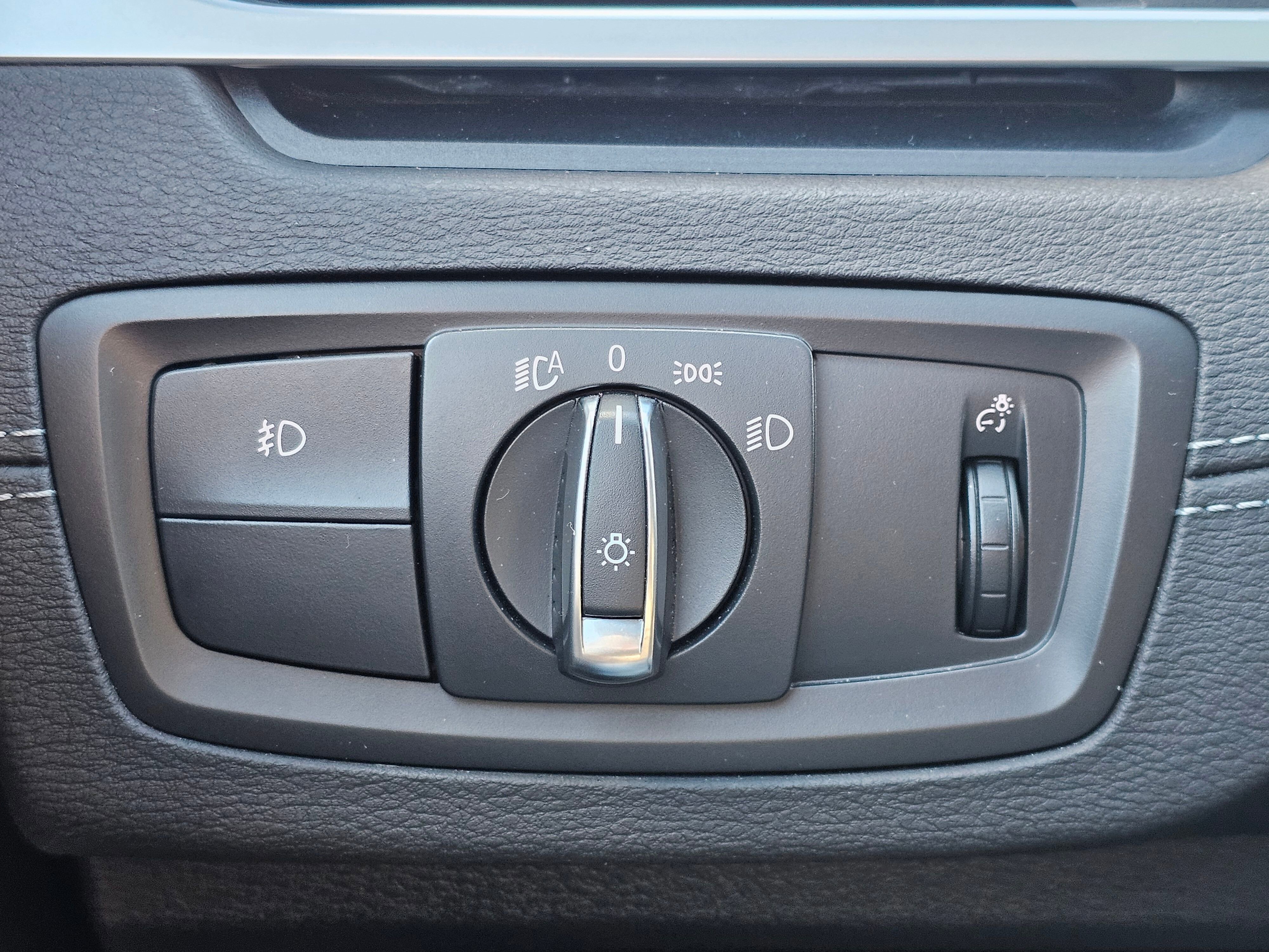 Used 2020 BMW X1 xDrive28i image 33