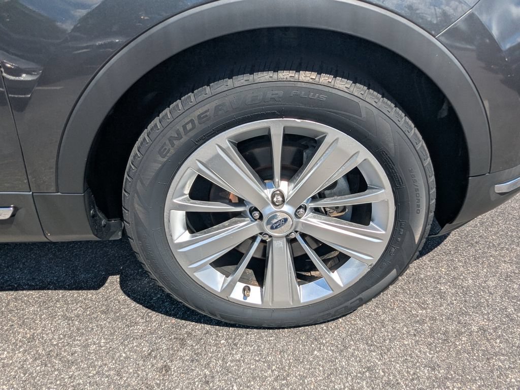 Used 2019 Ford Explorer Limited w/ Class III Trailer Tow Package FWD image 22