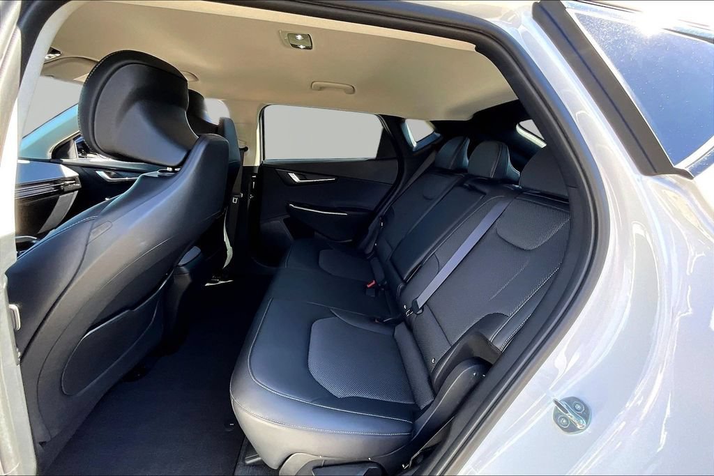 Used 2024 Kia EV6 Light RWD image 21