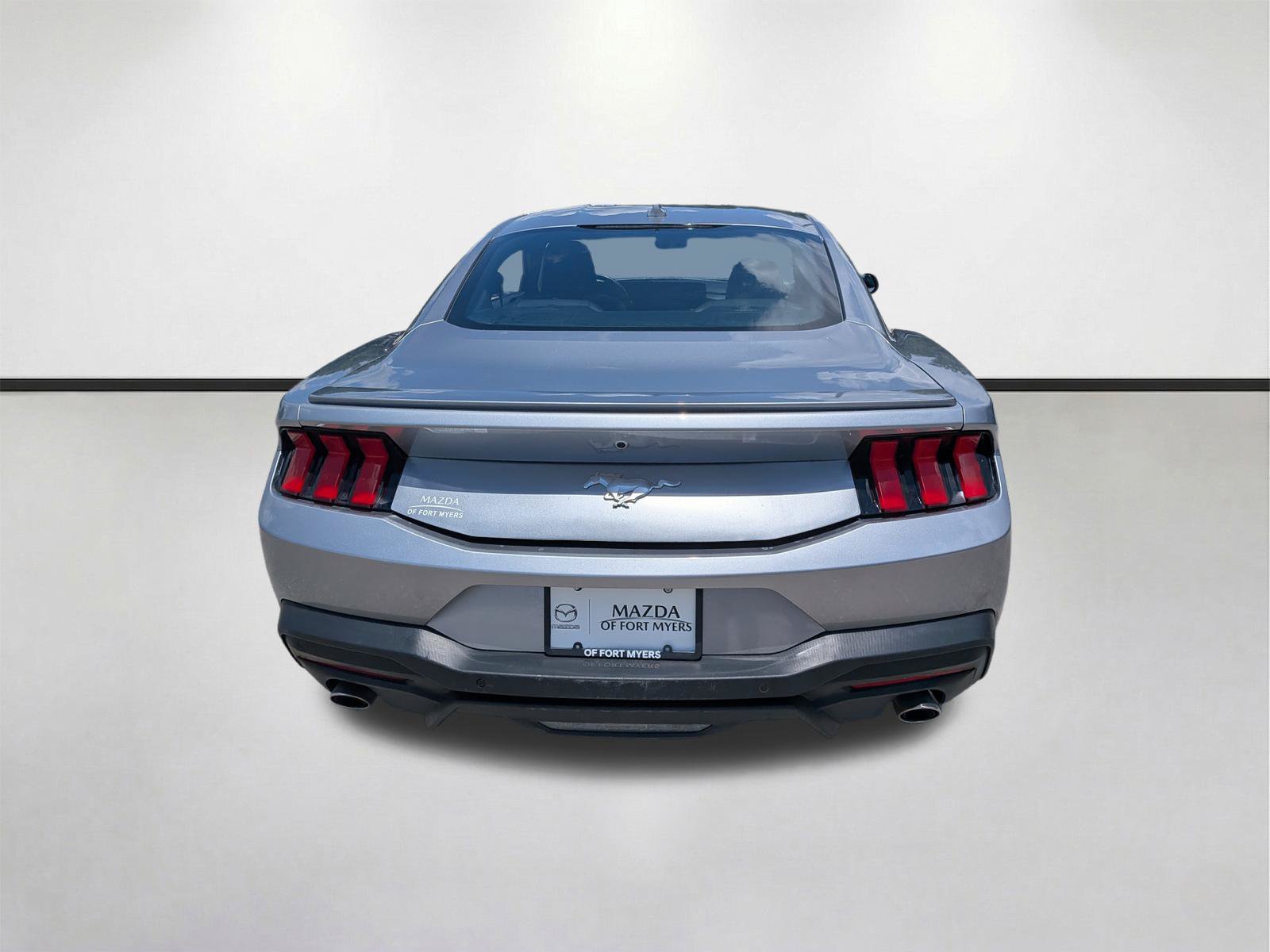 Used 2025 Ford Mustang Premium RWD image 5