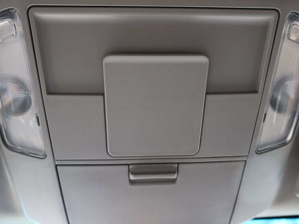 Used 2015 Toyota Tundra Limited w/ Limited Premium Package image 17