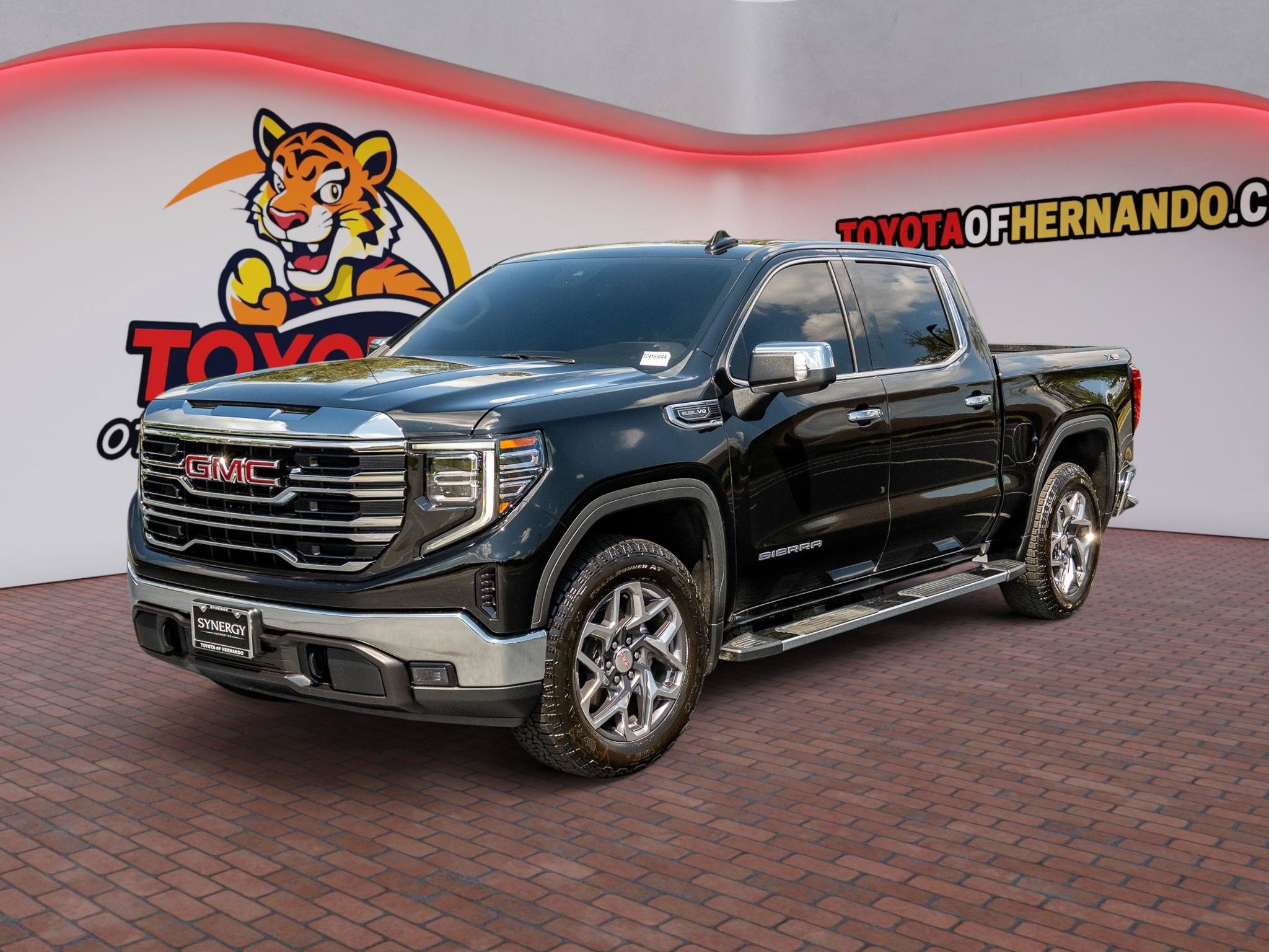 Used 2026 GMC Sierra 1500 SLT w/ SLT Convenience Package