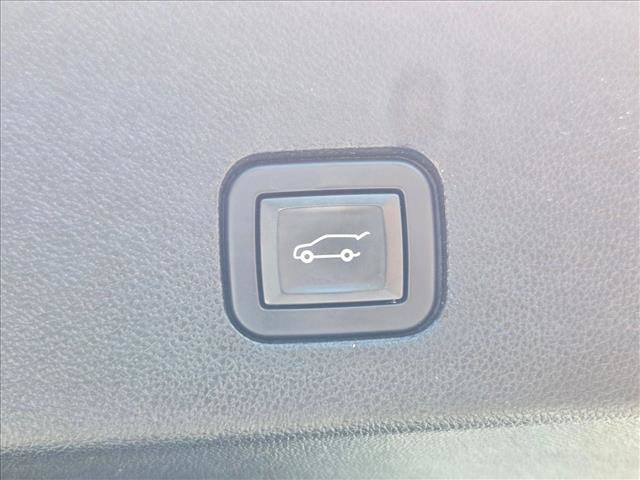 Used 2021 Cadillac XT6 Premium Luxury FWD image 7