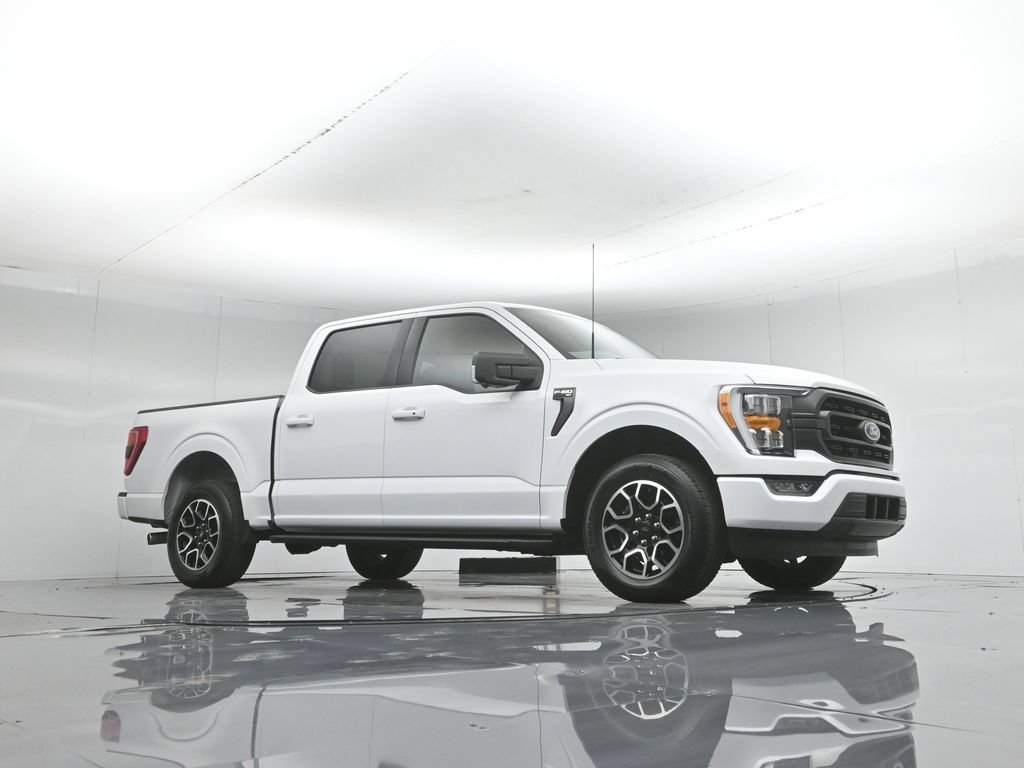 Used 2023 Ford F150 XLT w/ Equipment Group 302A High RWD image 3