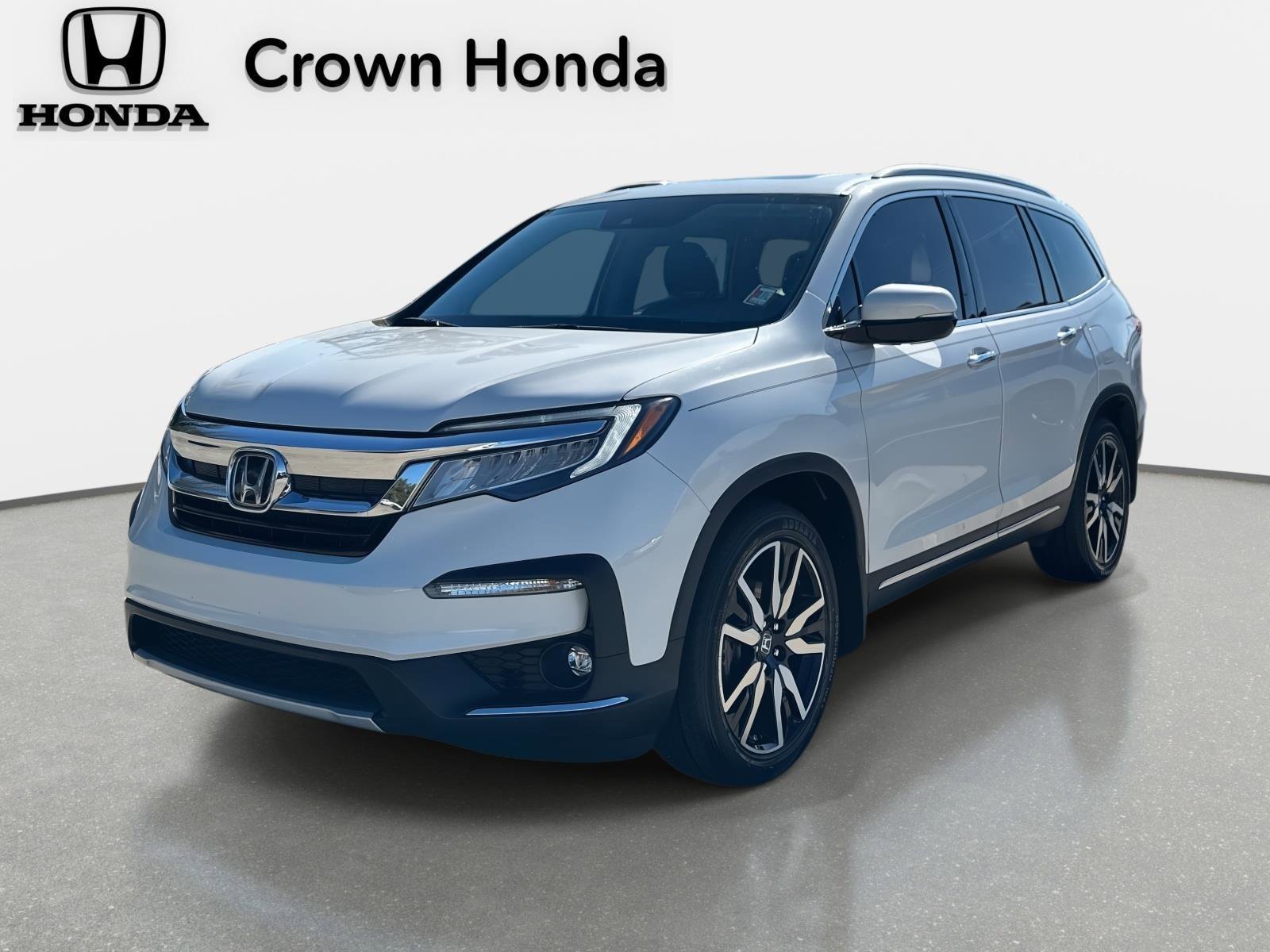 Used 2022 Honda Pilot Touring image 1
