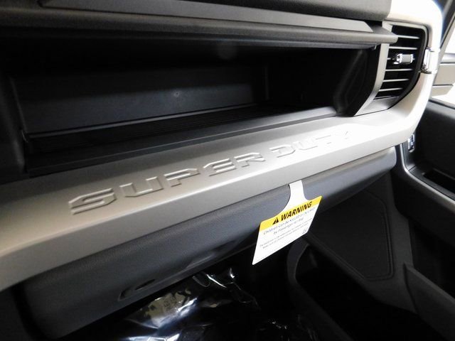 New 2026 Ford F350 XLT w/ FX4 Off-Road Package image 23