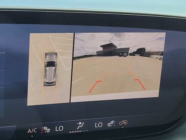 Used 2025 Buick Envision Avenir AWD/4WD image 19