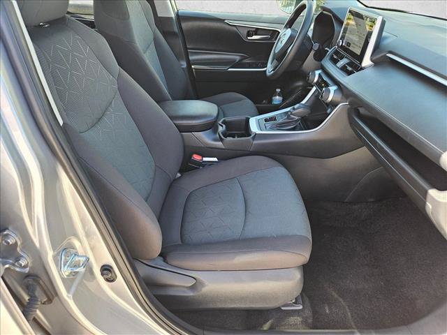 Used 2024 Toyota RAV4 XLE AWD/4WD image 20