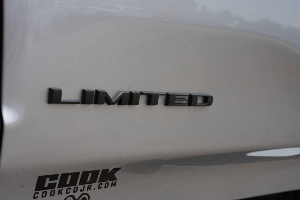 Used 2025 RAM 1500 Limited AWD/4WD image 19