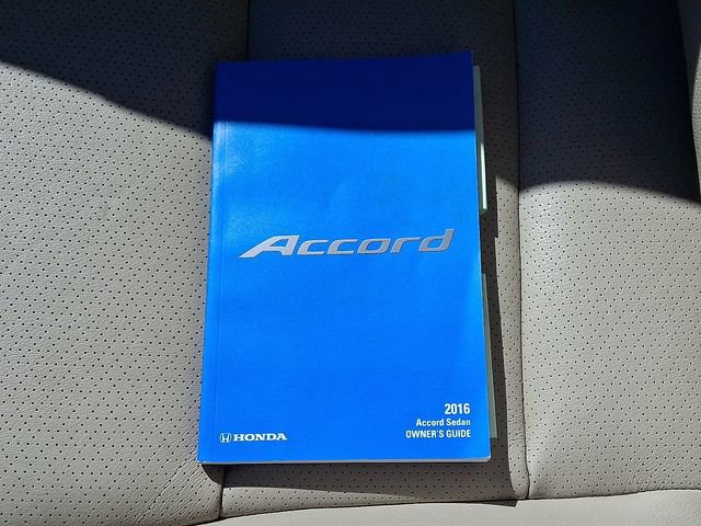 Used 2016 Honda Accord EX-L image 26