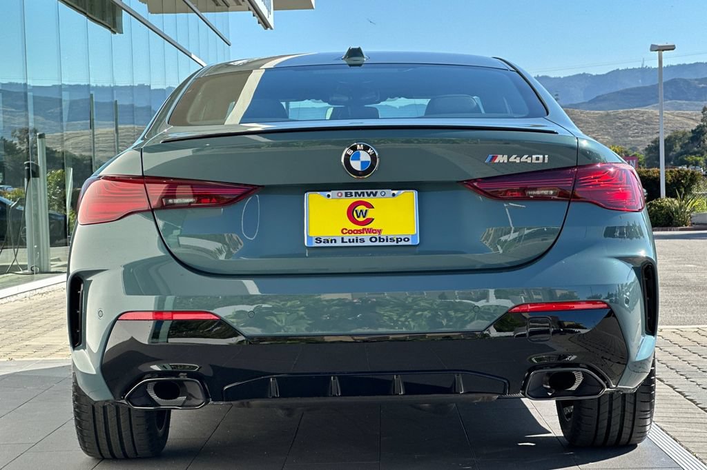 New 2026 BMW M440i Coupe RWD image 4