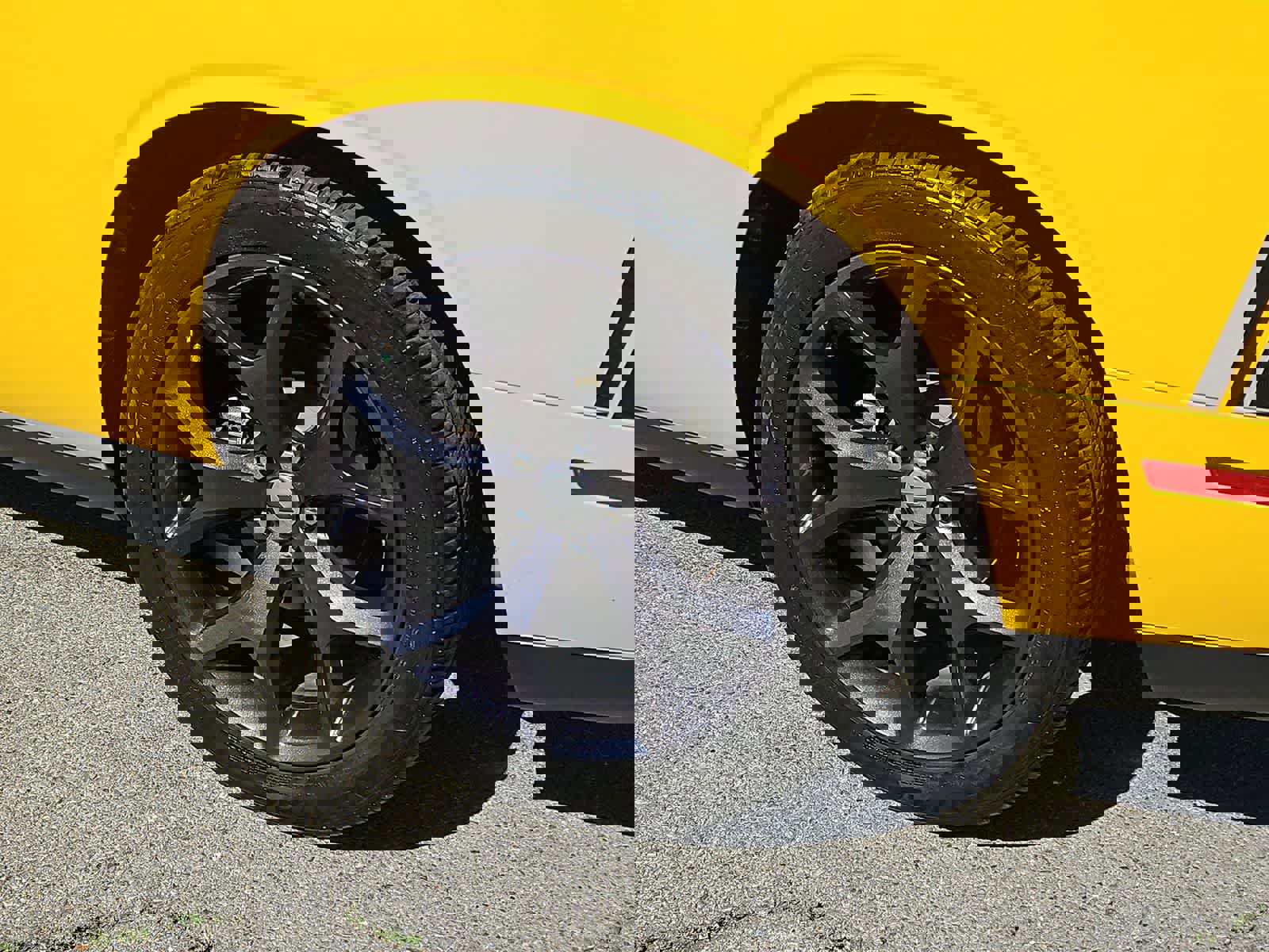 Used 2017 Dodge Challenger SXT Plus image 13