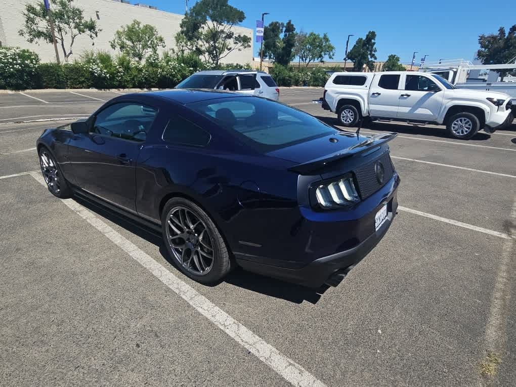 Used 2012 Ford Mustang GT Premium RWD image 6