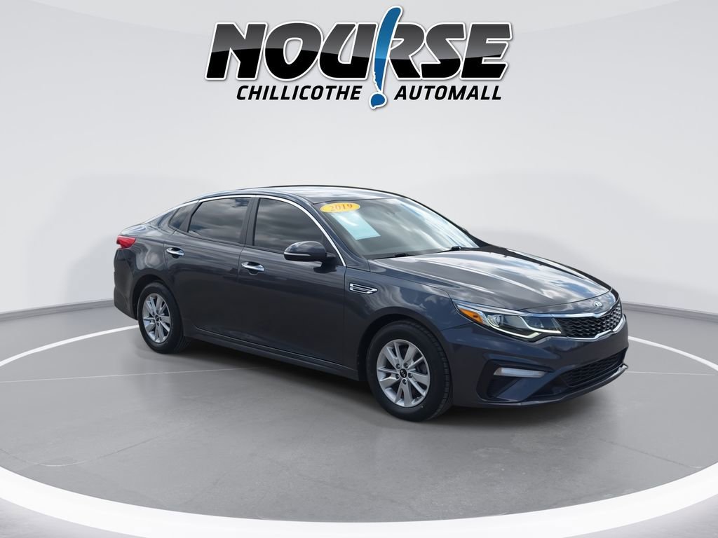 Used 2019 Kia Optima LX image 2